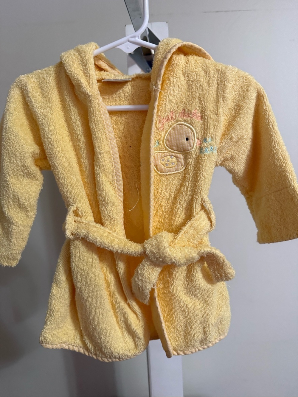 Carter’s Hooded Ducky Bath Robe - Picture 3 of 6